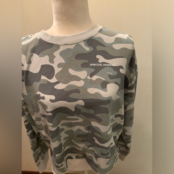 NWT Spiritual Gangster Mazzy Pullover Sweatshirt in Camo Large raw hem cropped - Picture 6 of 14